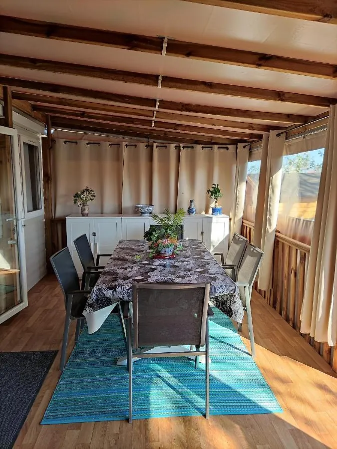 Mobil Home Neuf Hyeres 0*,  France